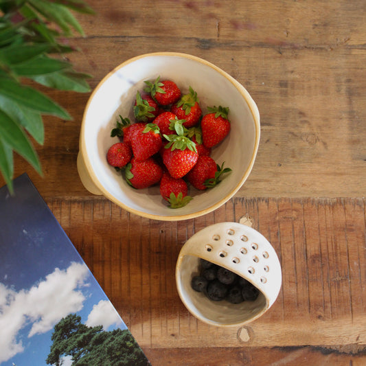 Tarjoilukulho korvallinen